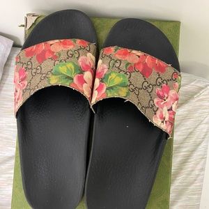 Gucci Bloom Slides